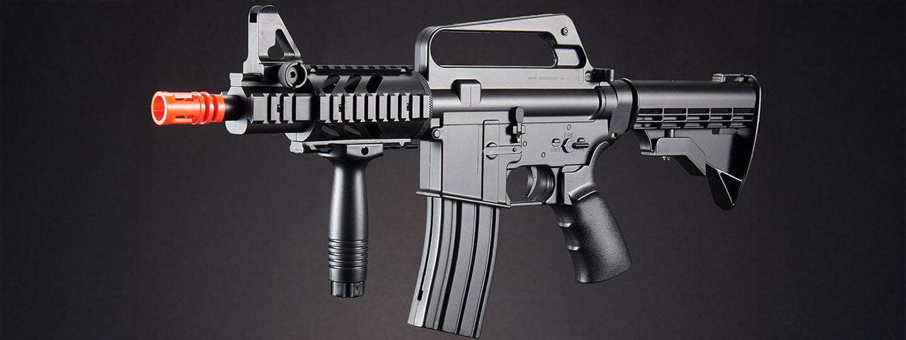 WELL FIRE M16A5 CQB SPRING AIRSOFT RIFLE W/ LASER, FOREGRIP (COLOR: BLACK)
