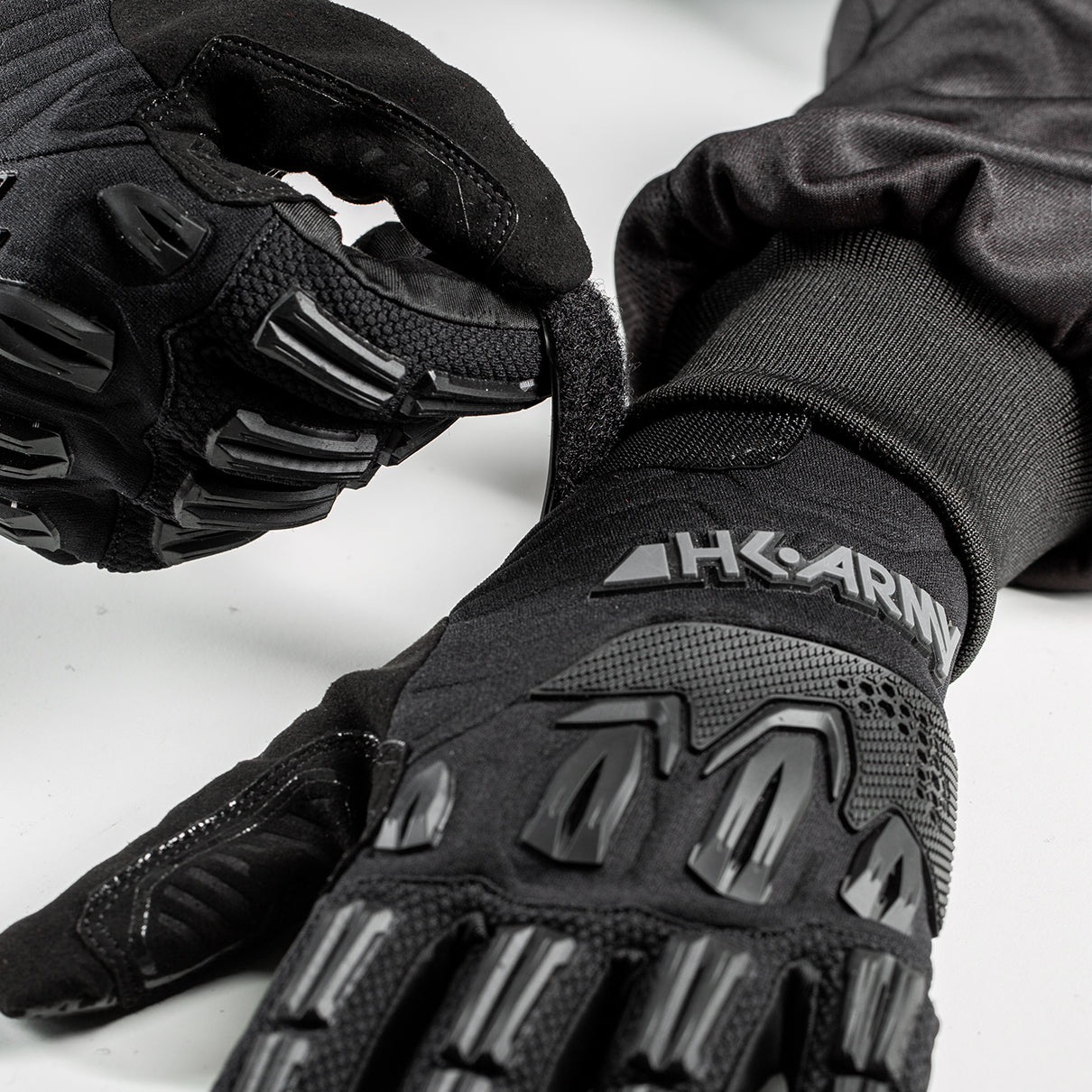 Hardline Armored Glove (Full Finger) - Blackout - XTREME Airsoft Superstore